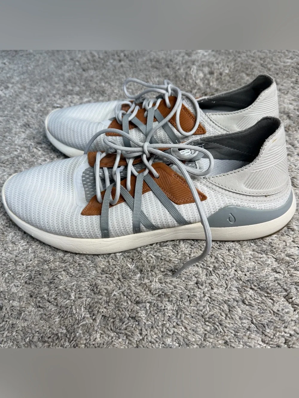 Olukai Men's Mio Li Casual Sneakers 10 gray tennis shoe everyday athletic
